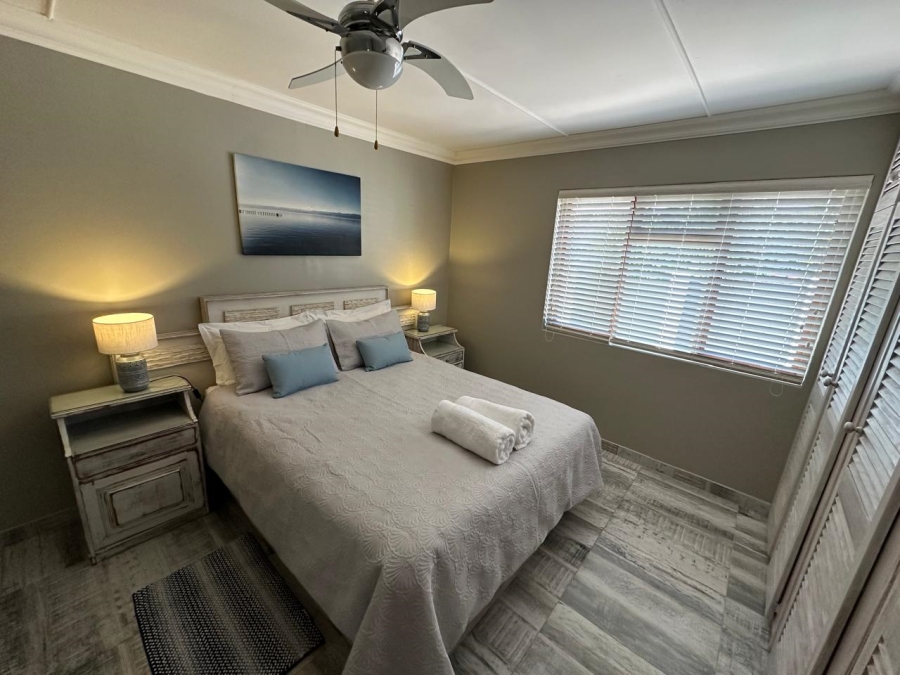 7 Bedroom Property for Sale in Hartenbos Central Western Cape